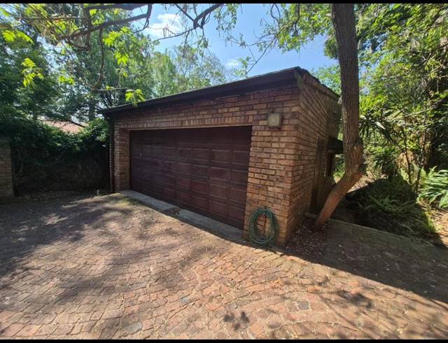4 BEDROOM HOUSE FOR SALE IN BRYANSTON